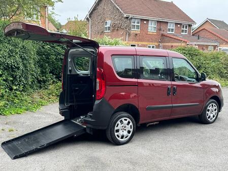 FIAT DOBLO 1.4 Dobl? 1.4 16v 95hp Pop