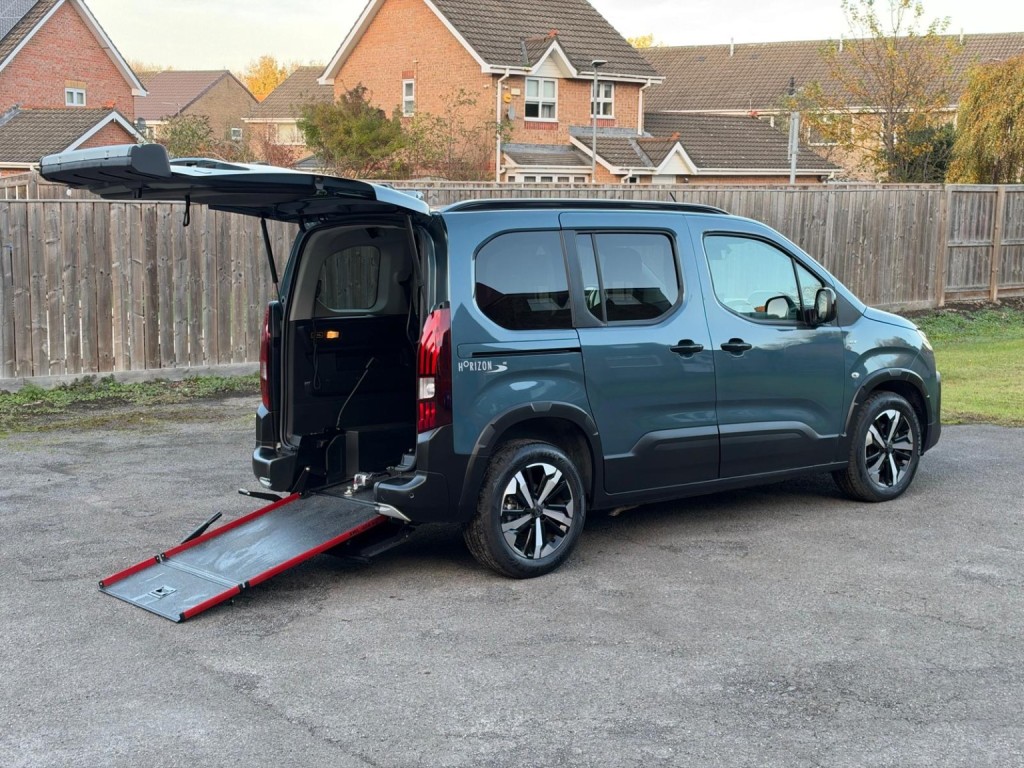 Used PEUGEOT RIFTER 2025 Blue for sale - £20795 in Chester-le-Street ...